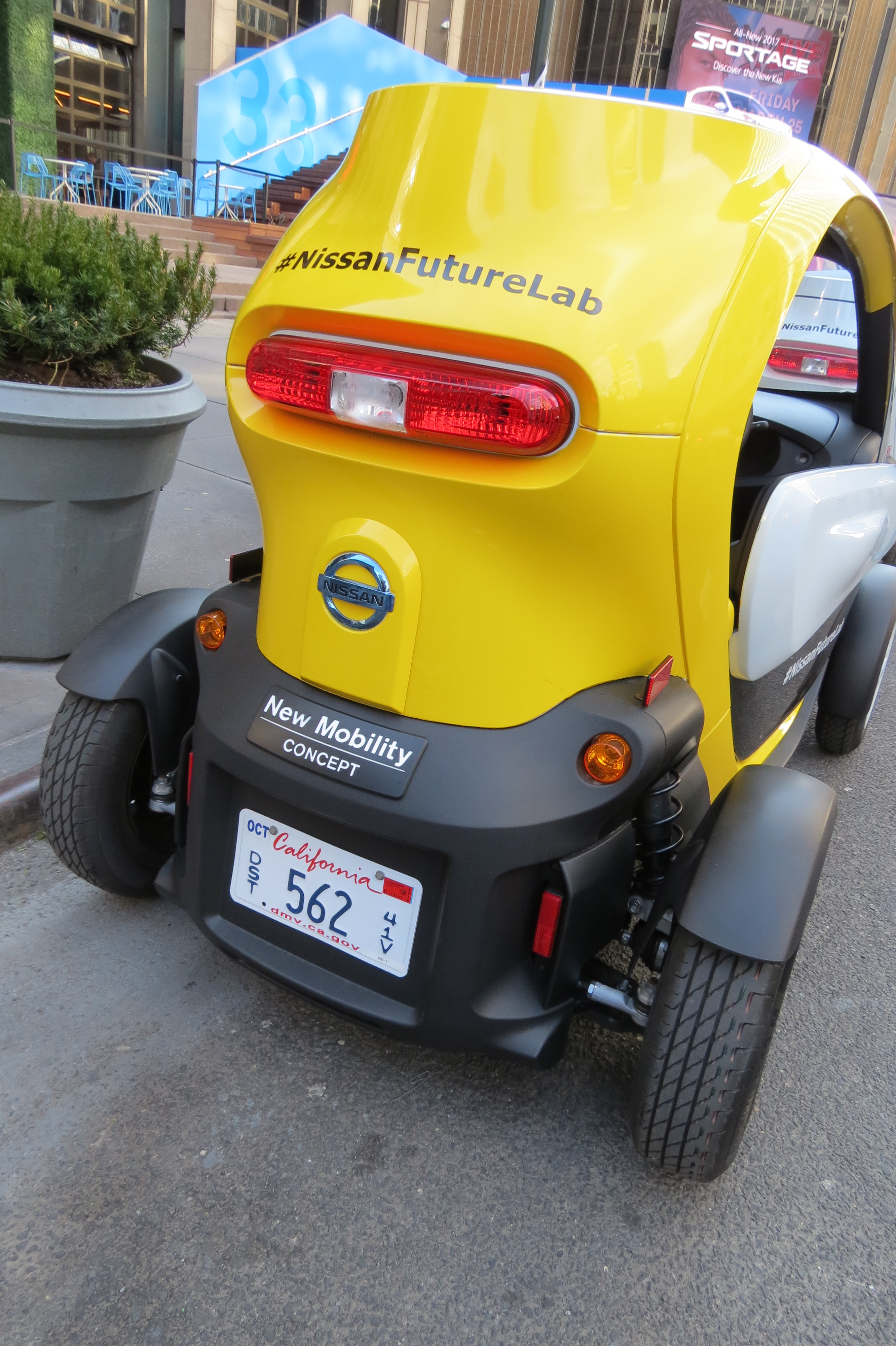 The Nissan Mobility Concept Vehicle relies on mirrors to see out the back.