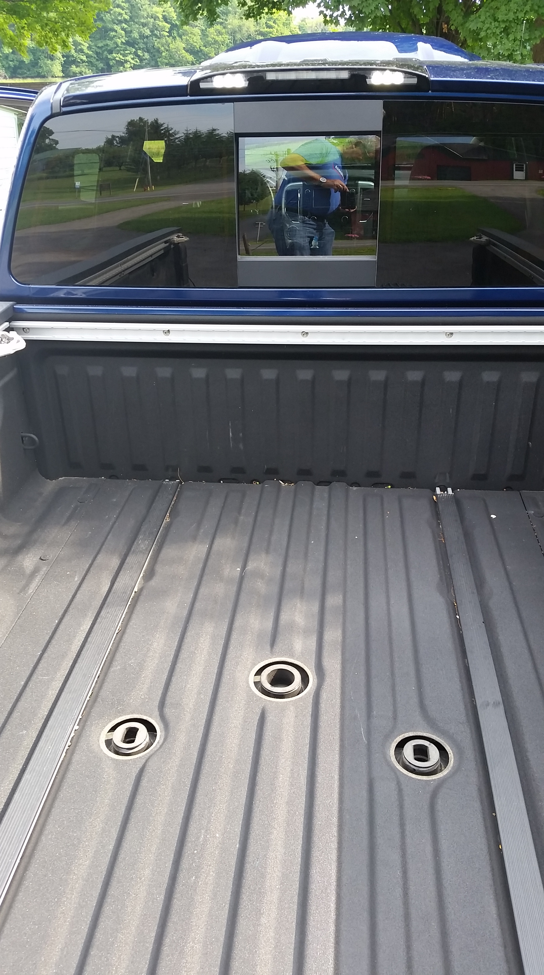 The bed of the Nissan Titan XD Pickup has a factory installed spray-on bedliner, and a factory built, integrated Gooseneck hitch receiver, as well as a Class IV hitch receiver on the rear frame.