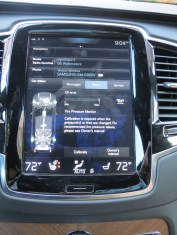 Volvo XC90 Center information Screen feeds the driver and passenger a wealth of information from maintenance to infotainment