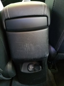 Single Rear USB Port in the 2018 Kia Rio