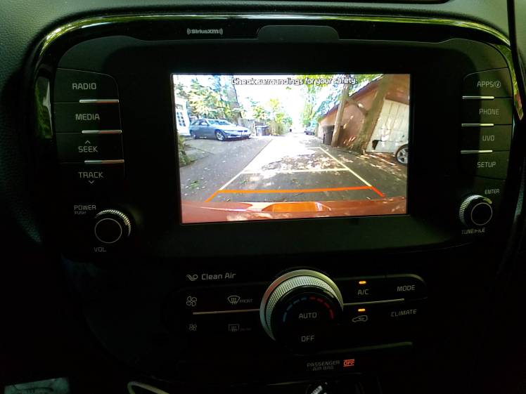 Kia Soul Backup displays on a 7-inch screen