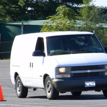 Autocrossing the Chevy Astro Cargo Van