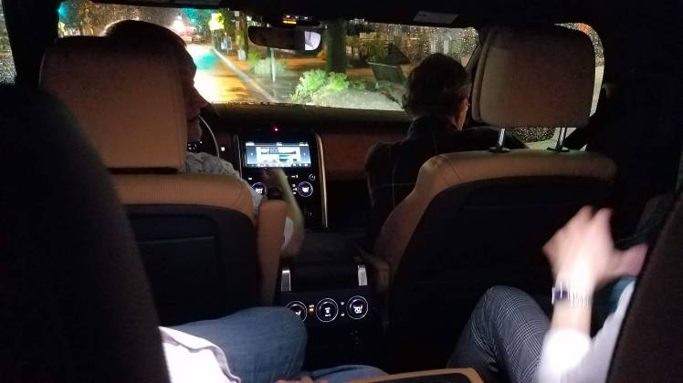 land rover discovery 3rd row seat view