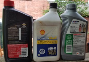 Havoline Shell and Mobil 1 motor oil with API Seals