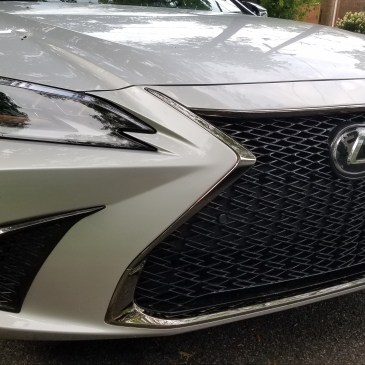 Lexus ES 350 F Sport Grill