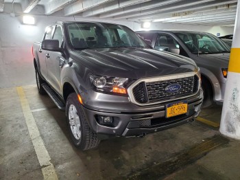 Avis Budget Rantal Car Ford Ranger XLT 2019