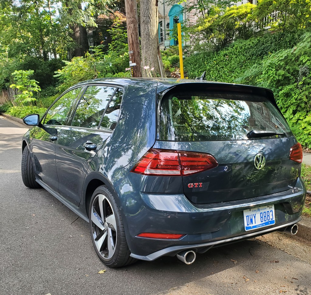 2020 VW GTI Left