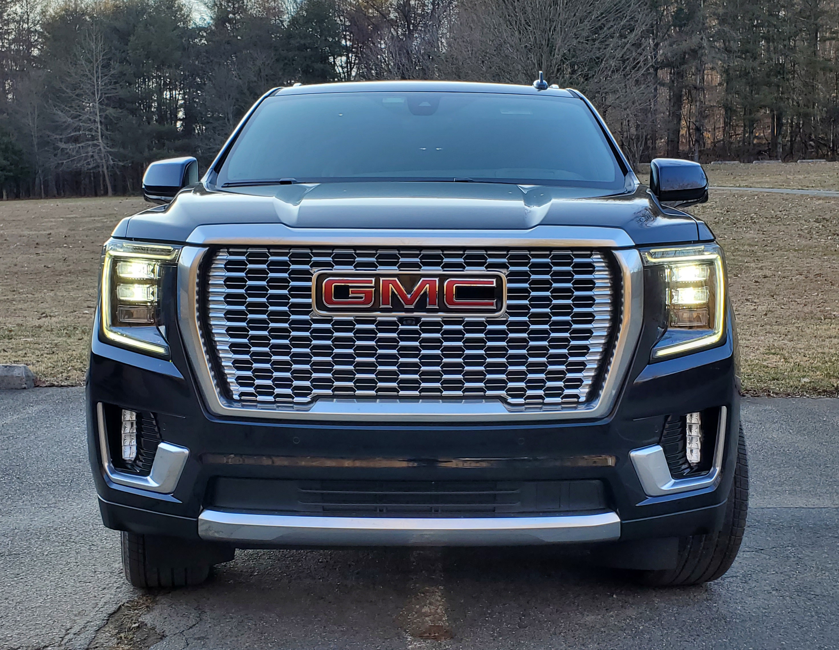 2019 GMC Yukon Denali Front Grill