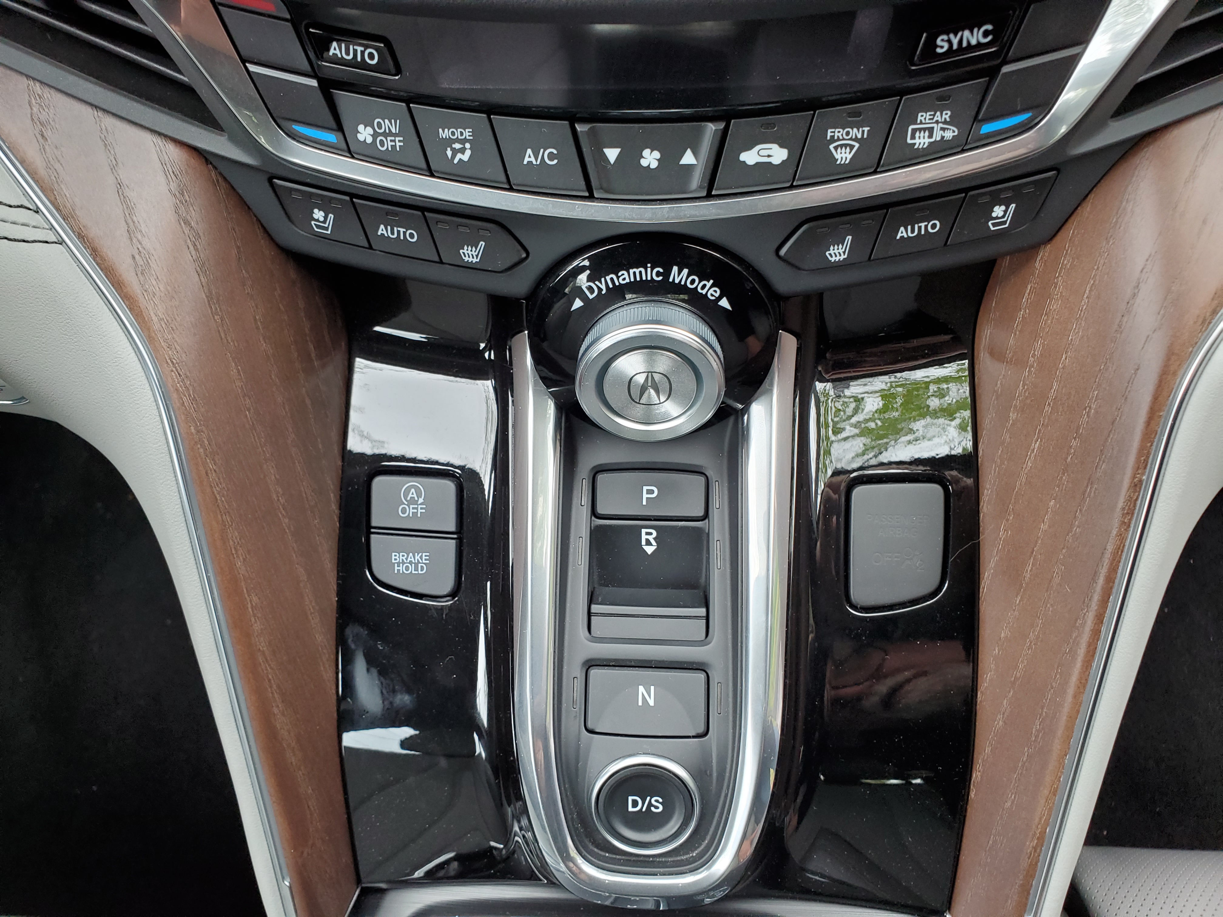 2021 Acura TLX Center controls