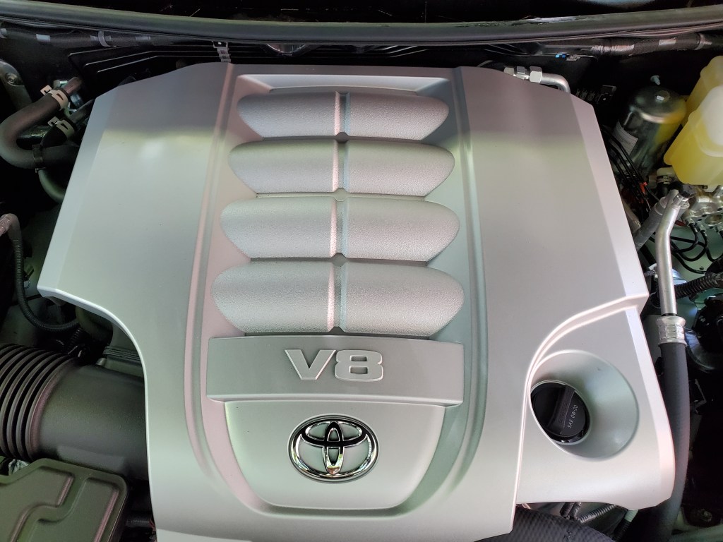 Toyota V 8 Power