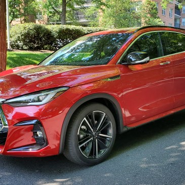Infiniti QX55 left front in shade