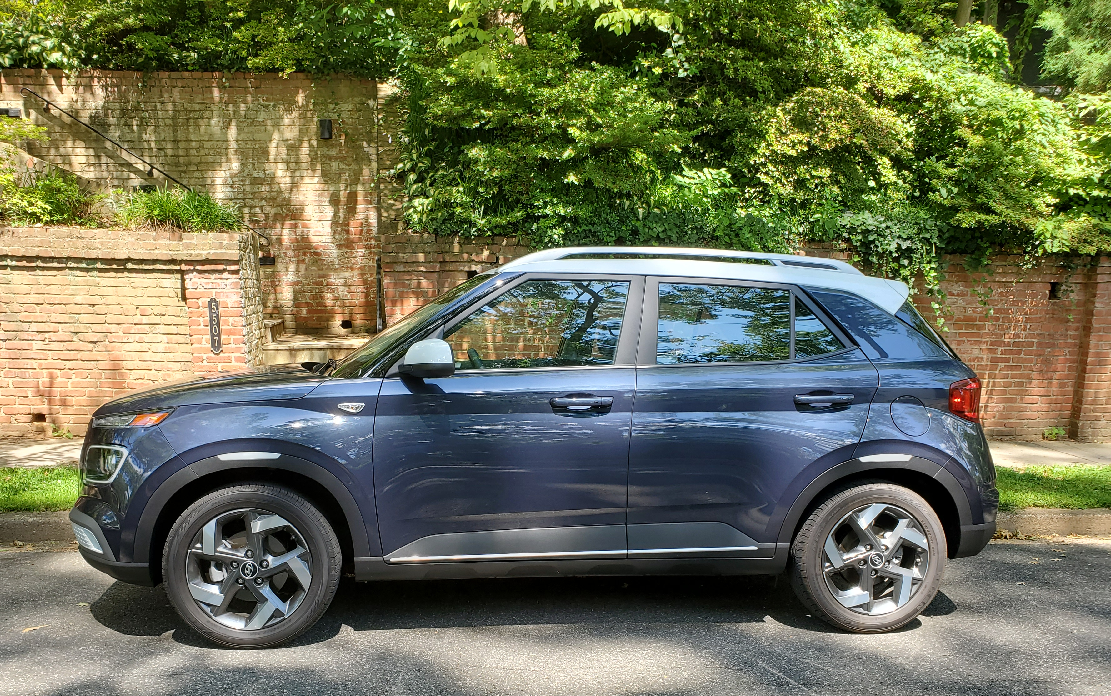 side view of the 2021 hyundai venue denim edition